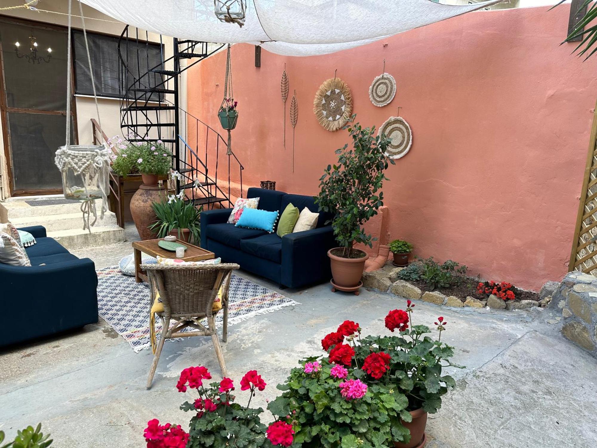 Вілла Margaret'S House Corinth Екстер'єр фото